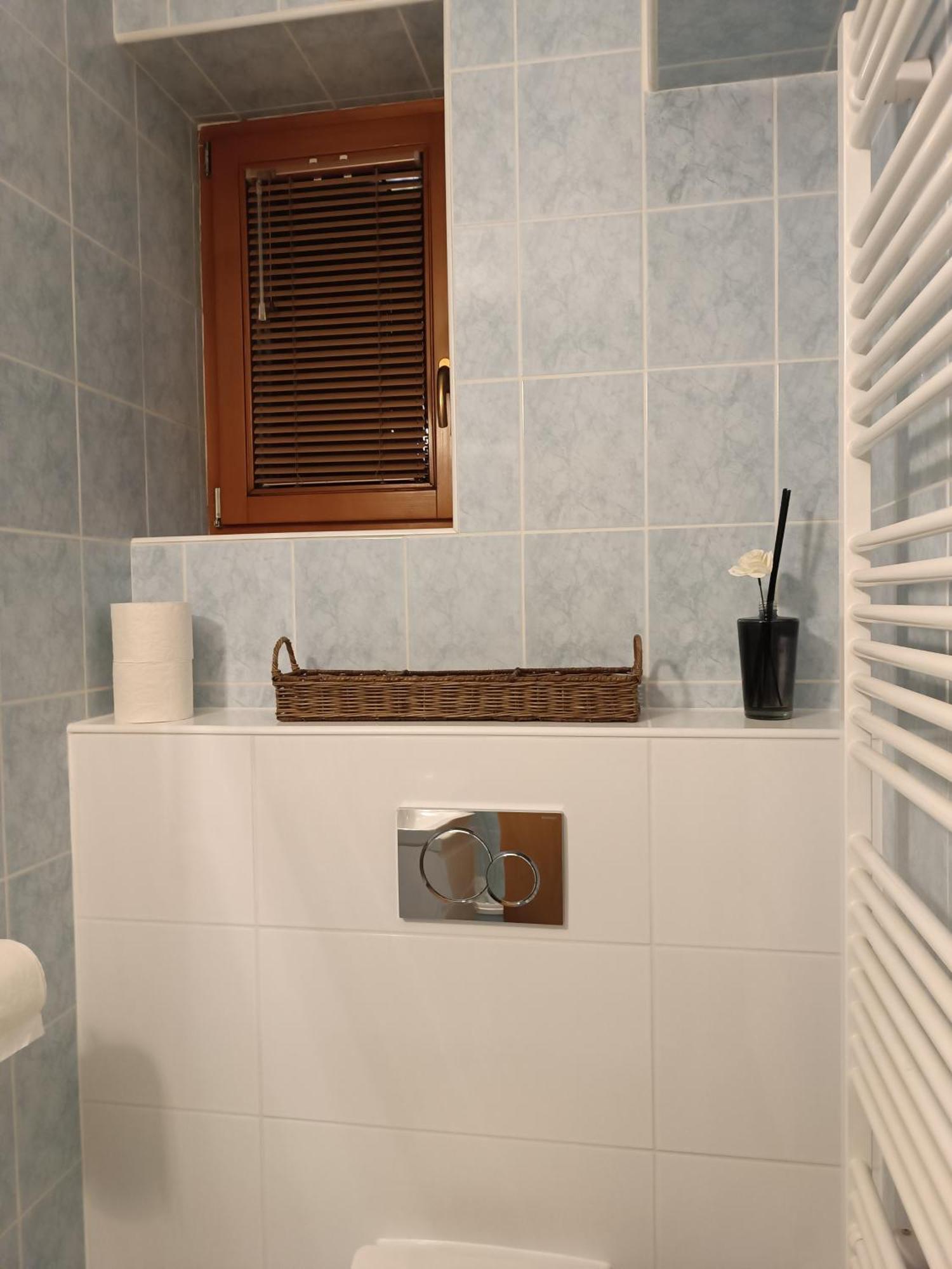 3 Bathrooms Apartman Mimi Lipótszentmiklós Kültér fotó